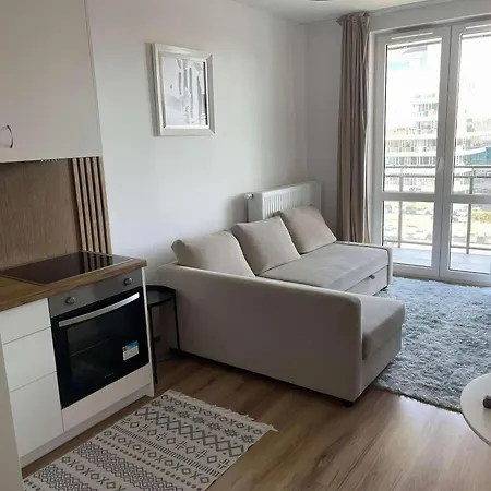 4chi - Wiktoryn Appartement