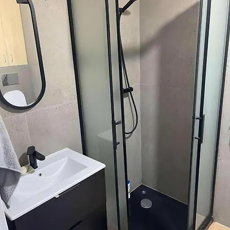 4chi - Wiktoryn Appartement *